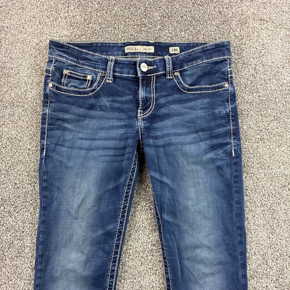 BKE Payton Jeans Women's 28R Blue Denim Straight Leg Contrast White Stitch - Picture 2 of 5